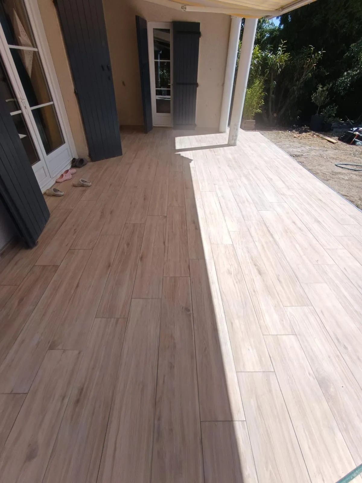 Terrasse maçonnée et carrelée livrée après travaux