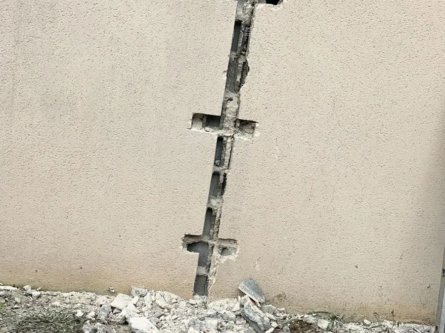 Agrafage de fissures - Avant